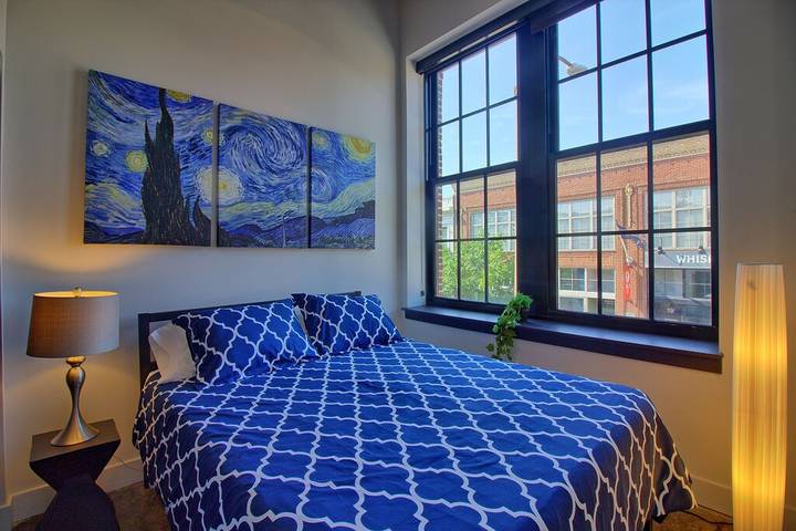 Vacation house for 6 people, with balcony and yard in St. Louis