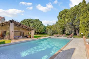 Location de vacances pour 12 personnes, avec jacuzzi et terrasse ainsi que jardin et piscine à Verdun-sur-Garonne