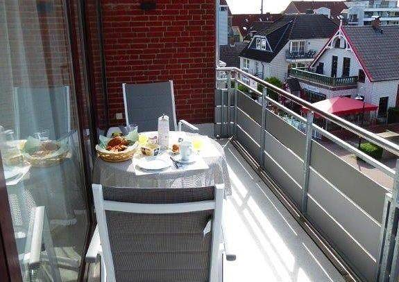 Ganze Wohnung, Helle 1-Zimmerwohnung mit Balkon in Scharbeutz für 1–2 Personen in Scharbeutz, Ostholstein