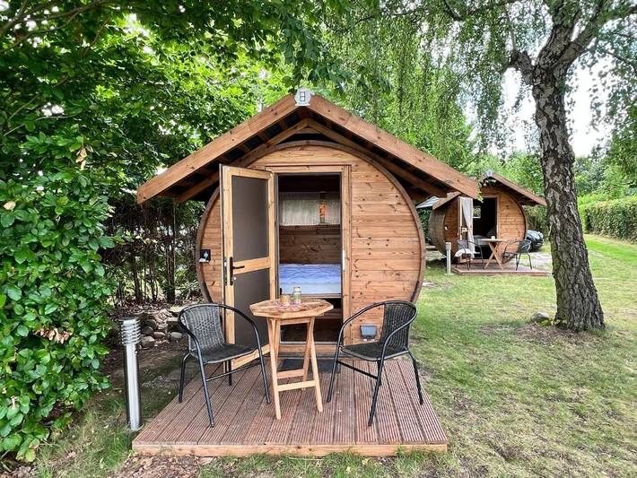 Camping für 3 Personen, mit Terrasse und Ausblick sowie Garten und Seeblick in der Lüneburger Heide - 4
