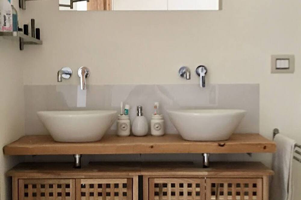 Apartamento entero, Casafrancisa, 1830s Salento Historic House, renovated in 2021 in Galatone, Golfo de Tarento