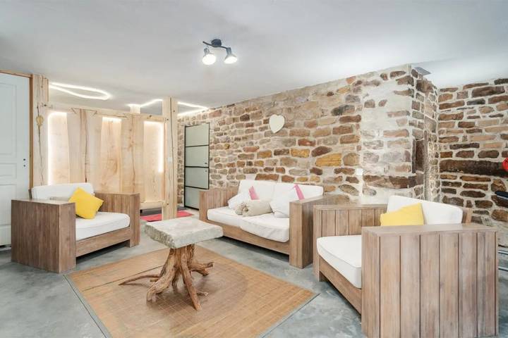 Location de vacances pour 7 personnes, avec jardin ainsi que sauna et vue sur le lac, animaux acceptés dans Xertigny - 4