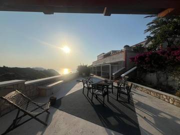 Ferienwohnung für 2 Personen, mit Ausblick und Terrasse in Ponza