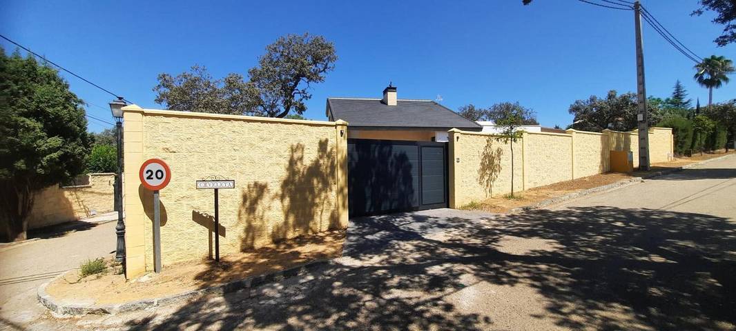 Chalet 'El Refugio' mit Bergblick, Wlan und Klimaanlage in Guillena, Sevilla Provinz