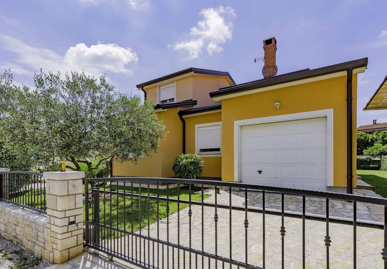 Ganze Ferienwohnung, Ferienwohnung mit Klima und Internet  in Zambratija, Umag und Umgebung