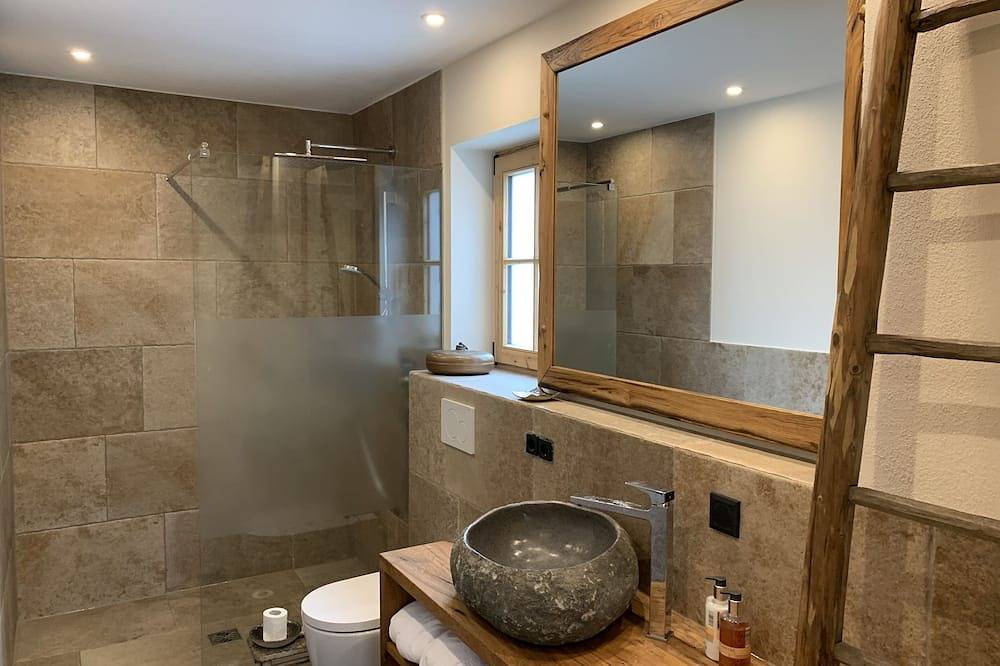 Ganze Wohnung, Chalet/Ferienhaus Hyggei 110qm 3 Schlaf-,1 Wohnzi., off. Kamin, Balk., 2 Bäder, 2 Wcs, max. 6 P. in Ruhpolding, Bayerische Alpen