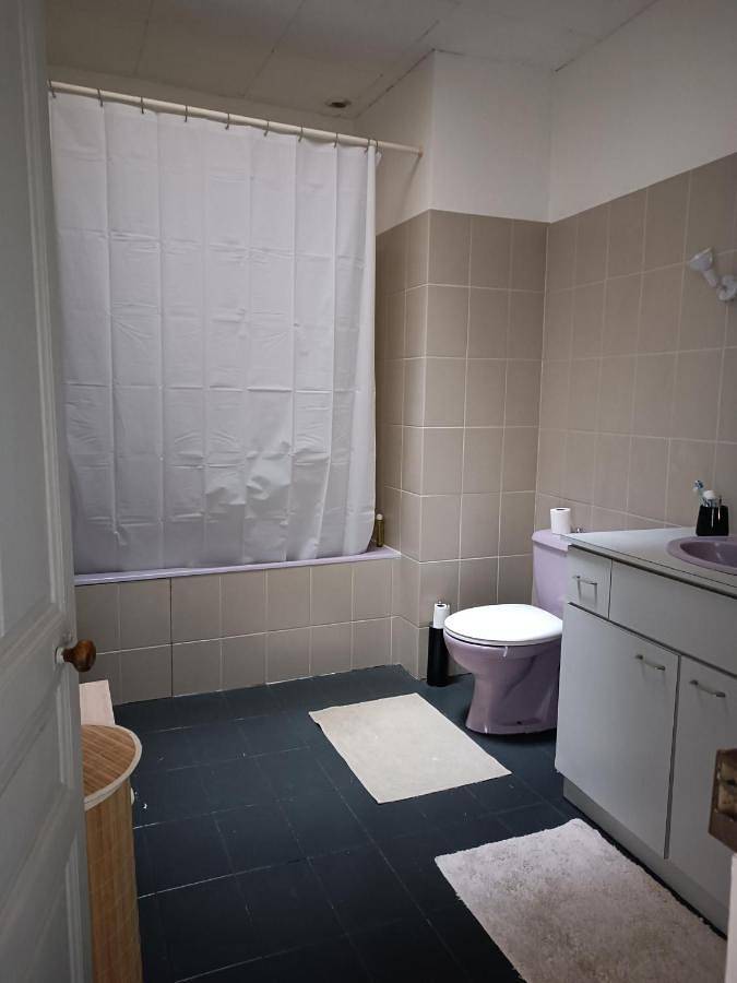 Two-Bedroom House in Chambretaud, Région de La Roche-sur-Yon