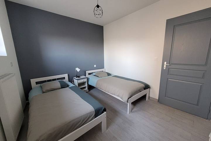 Location de vacances pour 7 personnes, avec terrasse et jacuzzi à Theneuil - 4