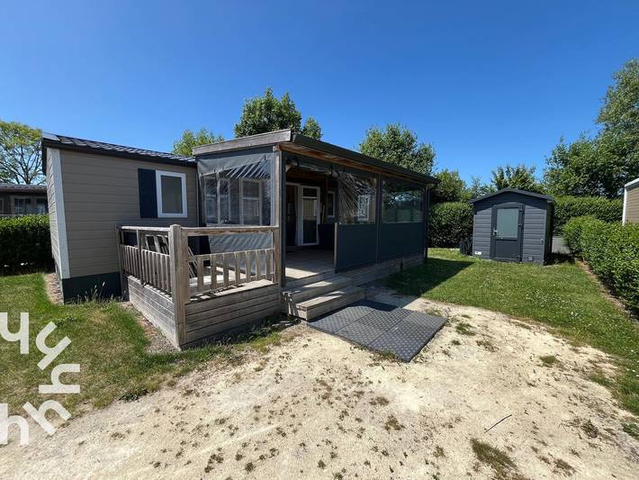 Chalet für 3 Personen, mit Terrasse und Pool in Oostkapelle