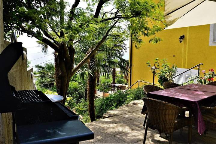 Maison d’hôte pour 4 personnes, avec vue ainsi que terrasse et jardin dans Grad Opatija - 4