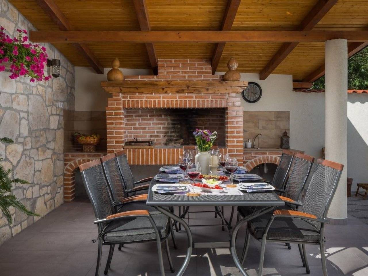 Villa Garten in Dalmatinisches Zagora