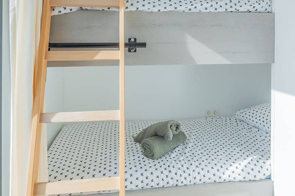 Houseboat: \"Aqua Zen\" at Kagerplassen tender/dinghy included in Amsterdam Zuid, Holanda do Norte
