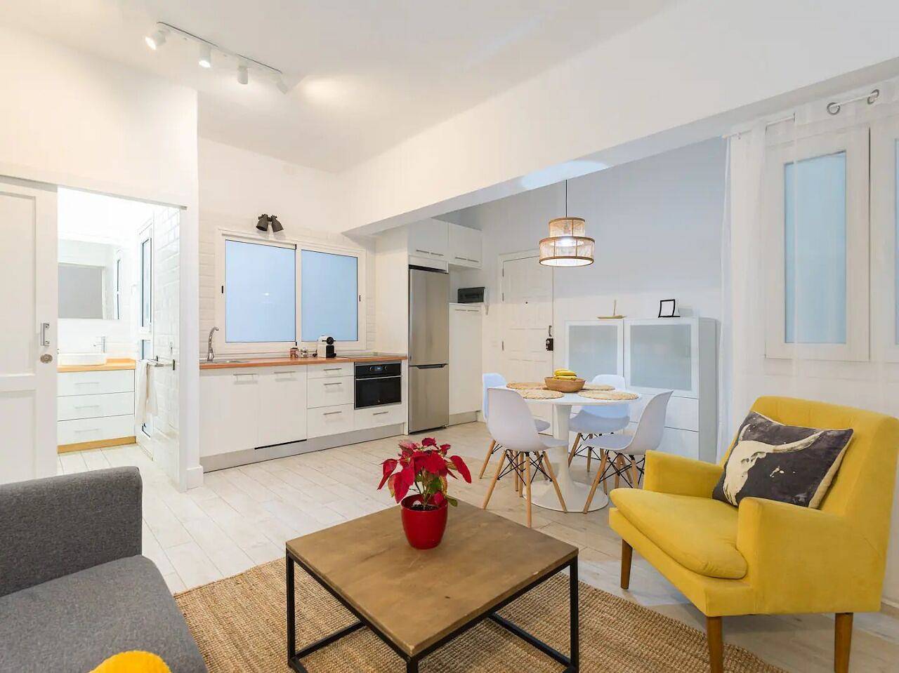 Apartamento entero, 'Kala' Apt. - Welcoming and charming - Two Bedroom Apartment in Las Palmas de Gran Canaria Centre, Las Palmas de Gran Canaria
