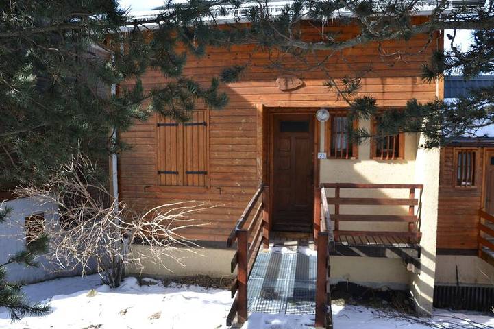 Chalet pour 6 personnes, avec Balcon et Jardin à Matemale