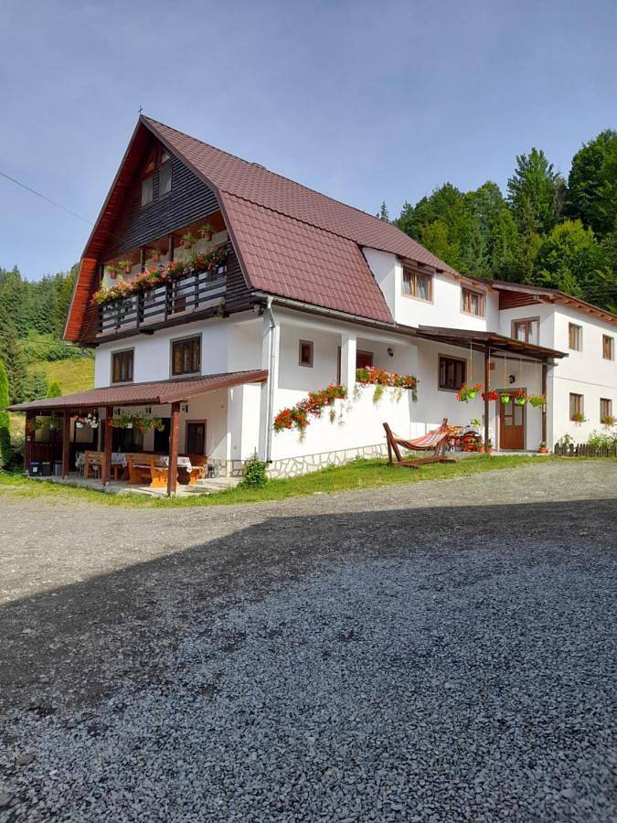 Gîte pour 3 personnes, avec vue et jardin