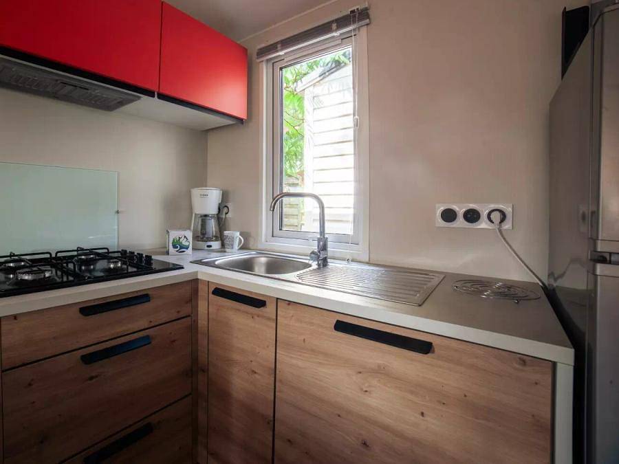 Camping Antioche - Stacaravan 6 personen - Eco 3 Kamers 4/6 Personen + Tv (4 volwassenen en 2 kinderen tot 18 jaar), in Le Bois-Plage-en-Ré, Ile de Re