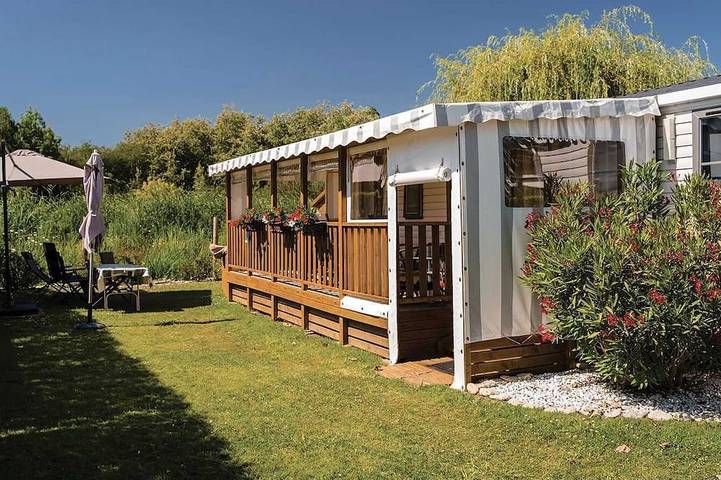 Camping pour 8 personnes à Saint-Georges-d'Oléron