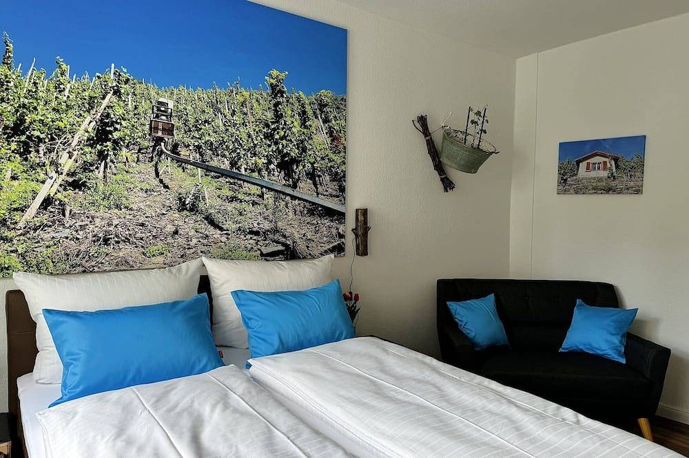 Ganze Wohnung, Modernes, freundliches Apartment im Wingert, in zentraler Ortslage von Bullay in Bullay, Traben-Trarbach und Umbegung