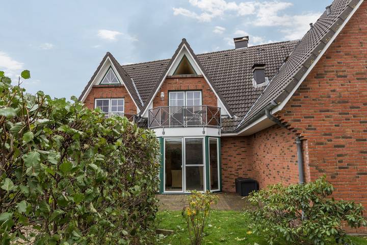 Ganze Wohnung, Moderne Ferienwohnung Ulstrup am Deich mit Wlan und Balkon in St. Peter-Bad, St. Peter-Ording