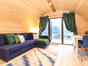 Hut for 4 People in Cumbria, North West England, Photo 3
