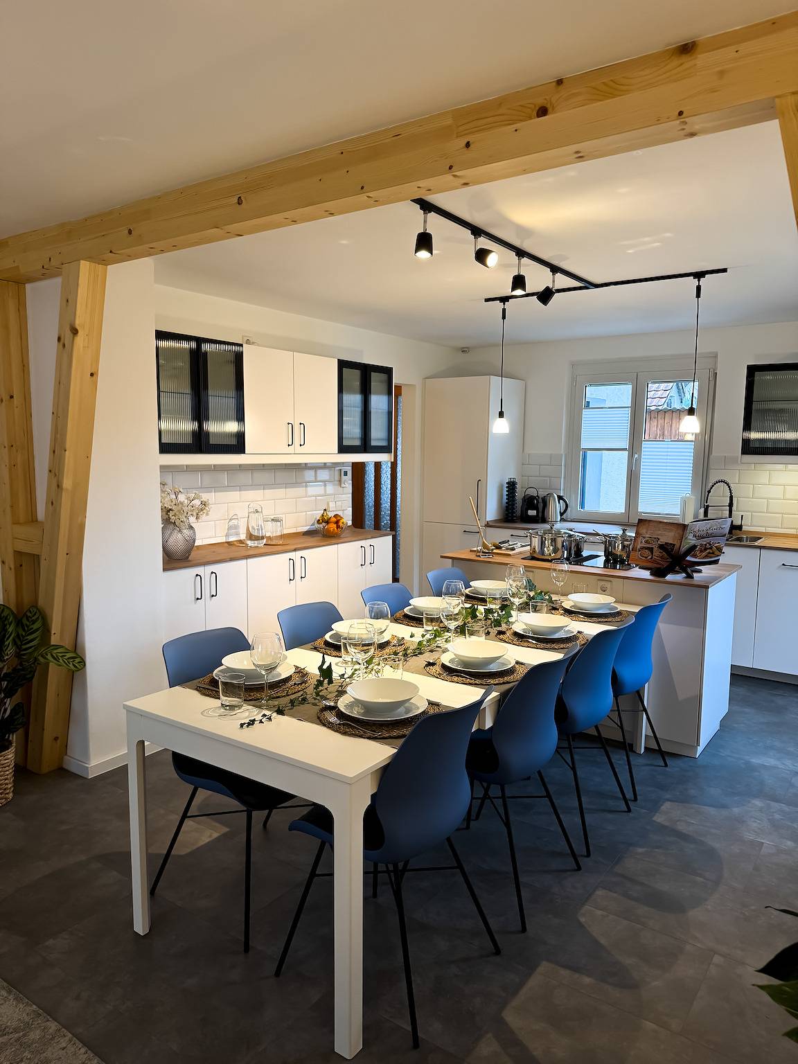 Modernes Ferienhaus Böblingen bis 8 Personen in Böblingen, Stuttgart Region