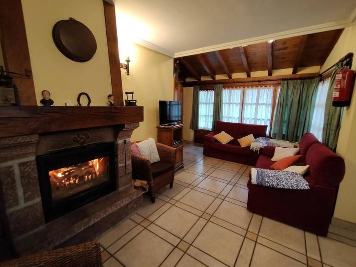 Casa rural para 8 personas, con Balcón y Terraza en Echalar