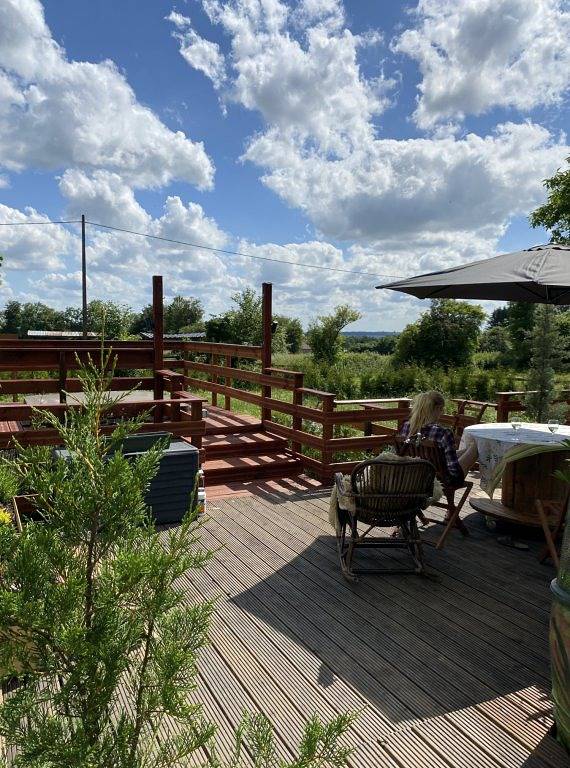 Gîte pour 4 personnes, avec balcon ainsi que jardin et jacuzzi à Maubert-Fontaine - 2