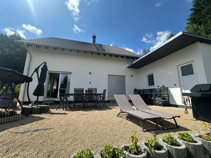 Ferienhaus für 10 Personen, mit Garten und Whirlpool in Hellenthal - 4