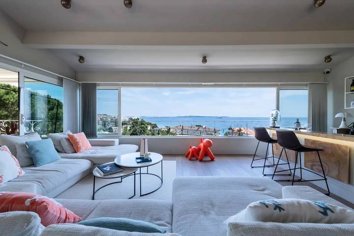 Villa per 8 persone, con Terrazza e Giardino nonché Piscina e Panorama a Cannes