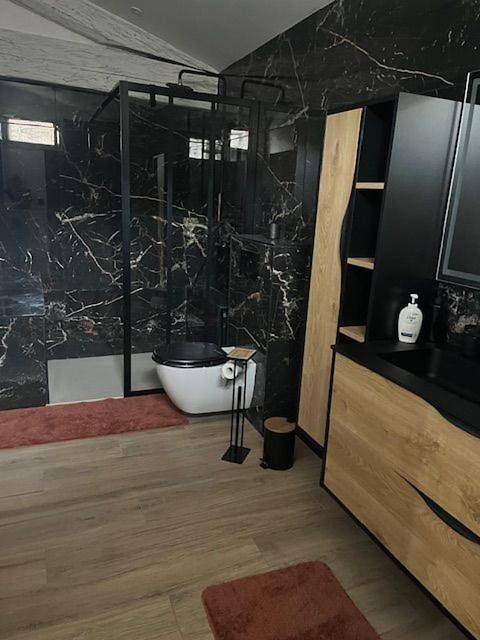 Double Room in Uzès, Région de Nîmes