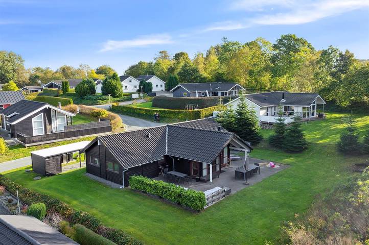 Ferienhaus für 8 Personen, mit Terrasse und Sauna sowie Whirlpool in Loddenhøj - 2
