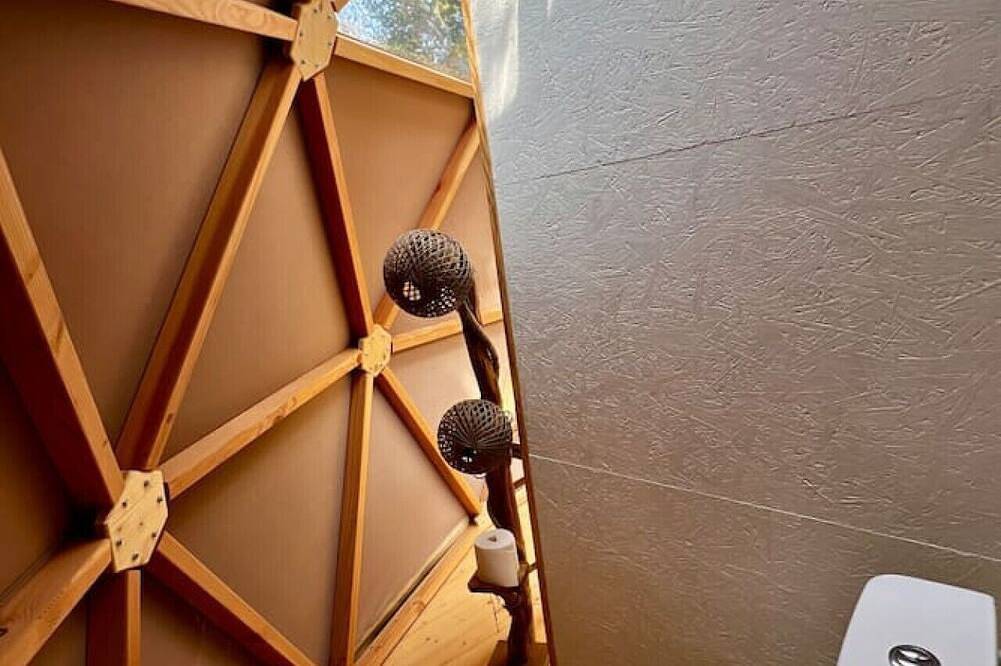 Dome with Jacuzzi 15 min from Disneyland Paris in Nanteuil-lès-Meaux, Sena y Marne