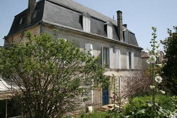 Cottage pour 3 personnes, avec piscine et jardin à Cognac