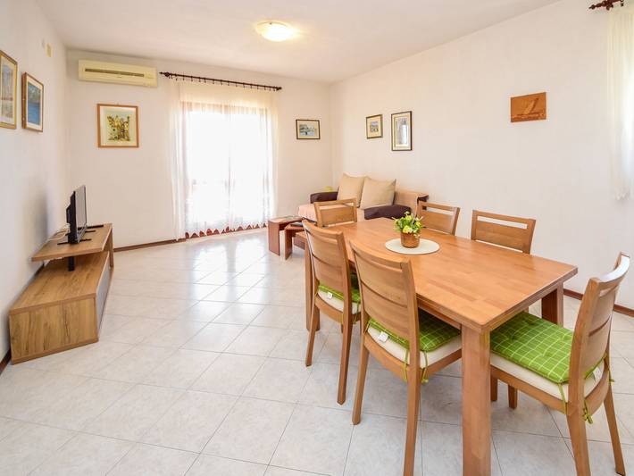 Ganze Wohnung, Lucija in Okrug Gornji, Ciovo