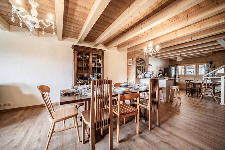 Ferienhaus „Le Chat Perché“ mit Bergblick und privatem Garten in Bernex, Thonon-les-Bains und Umgebung
