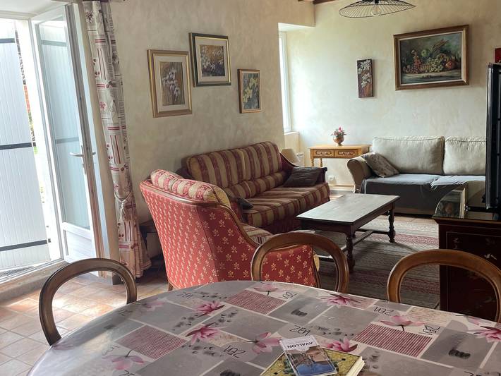 Geräumiges Haus in Avallon, 3 Sz, Haustiere erlaubt in Avallon, Region Avallon