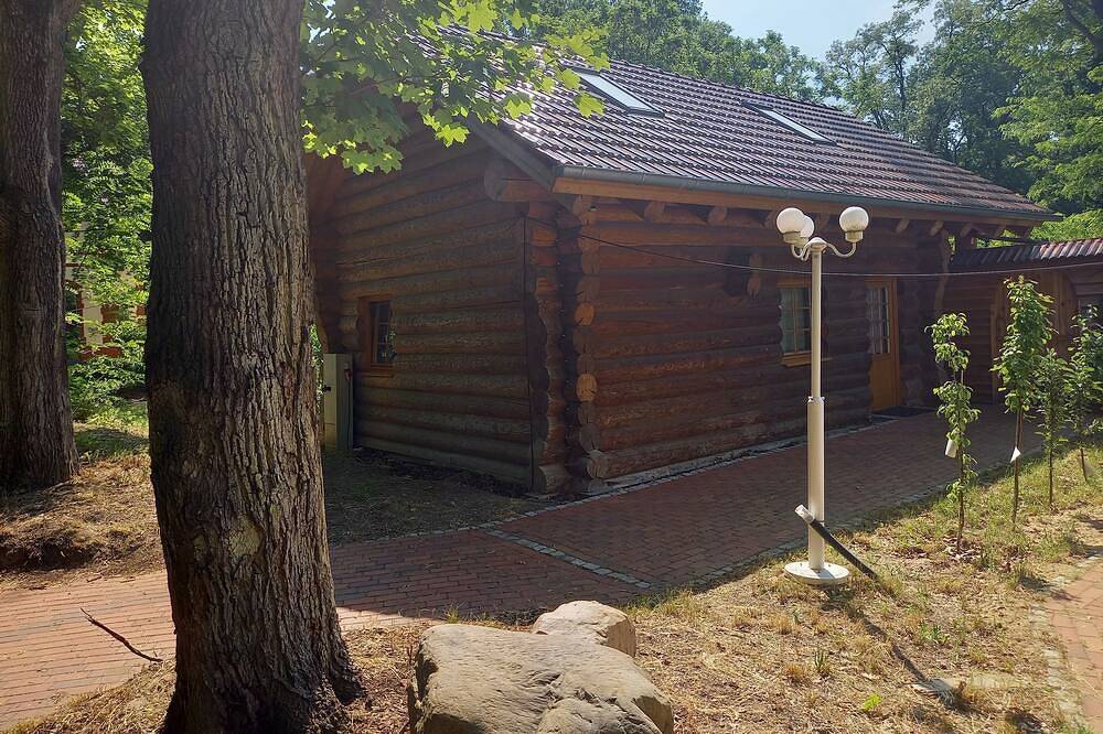 Uriges Naturstammhaus im Grünen in Beelitz, Mittelmark