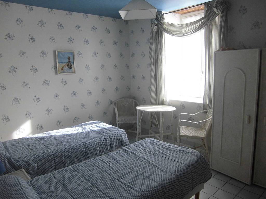 Chambres d'hôtes La Marmotte - Chambre Myosotis in Collan, Arrondissement d'Avallon