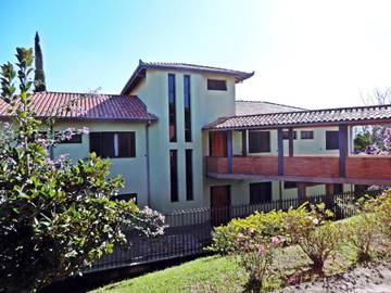 Maison d’hôte pour 2 personnes, avec jardin et terrasse à Cunha