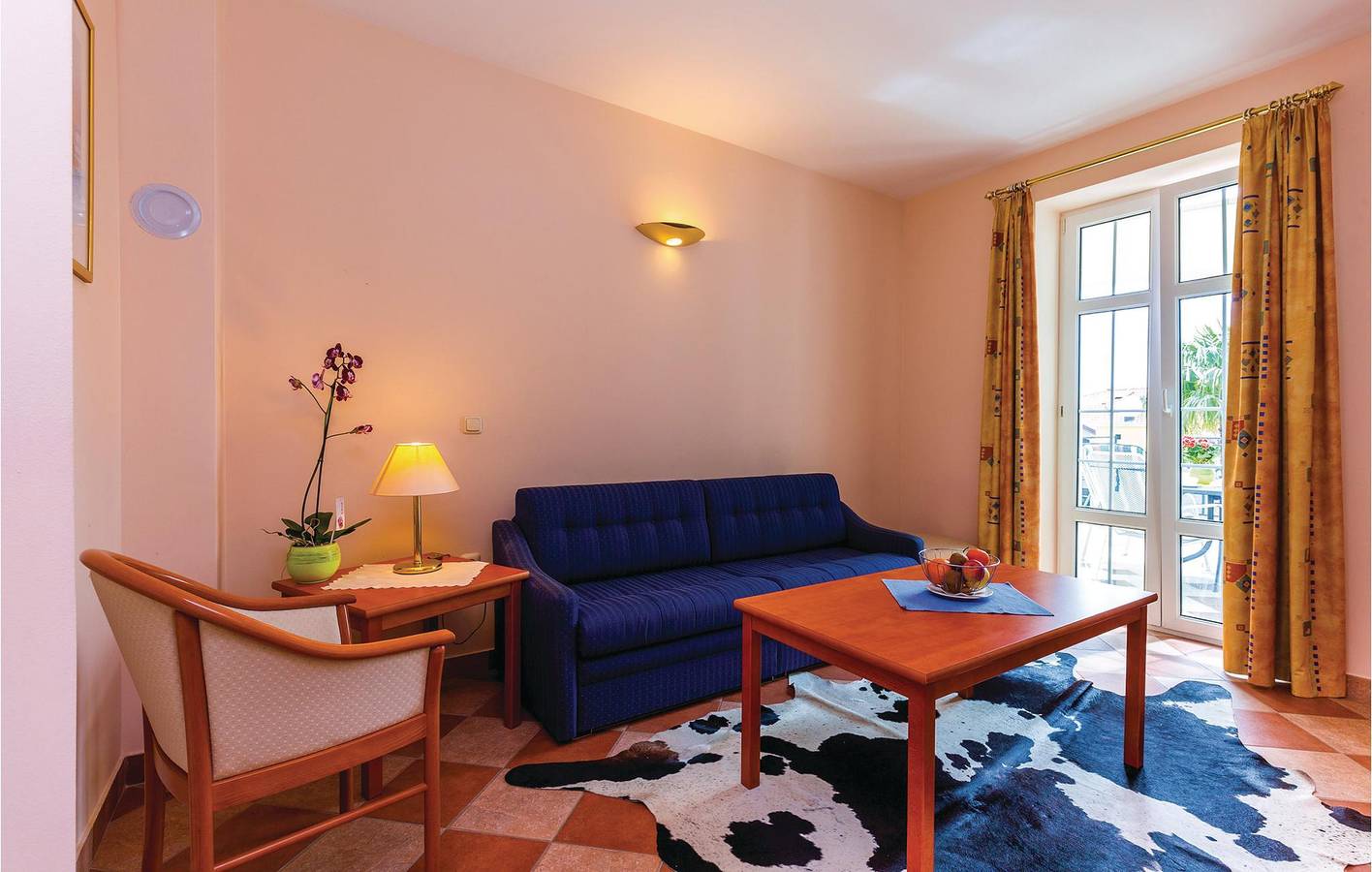 Geheel vakantieappartement, Gezellig appartement aan zee met terras en parkeerplaats, op 2,5 km van het strand in Crikvenica, Primorje-Gorski Kotar