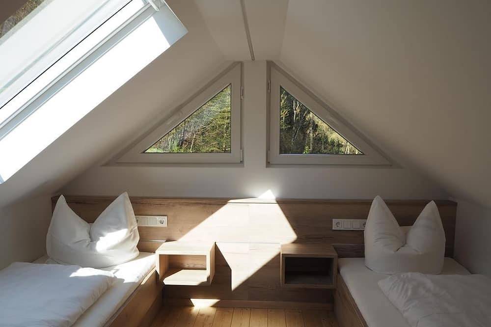 Vier-Zimmer-Ferienwohnung - Landgasthof Baunhöller-Mühle in Emmelshausen, Hunsrück