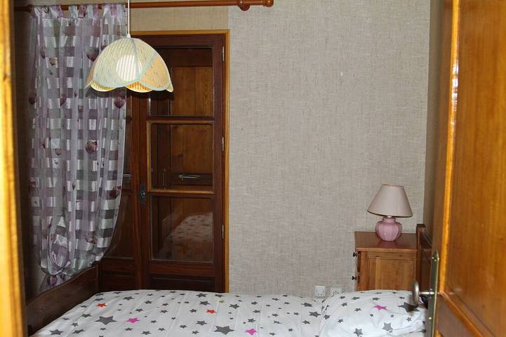 Location de vacances pour 6 personnes, avec jardin à Leschaux - 3