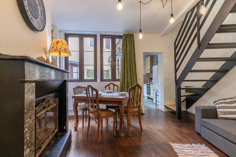 Apartamento entero, Apartamento-Baño privado con ducha-Terraza in Romorantin-Lanthenay, Sologne