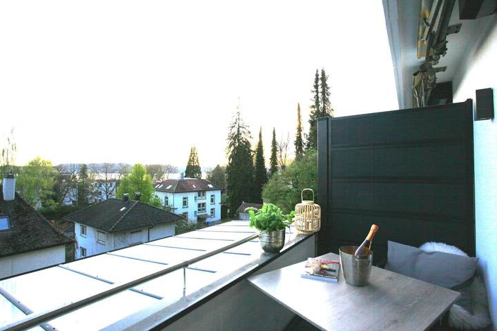 Ganze Wohnung, Apartment mit Teil-Seeblick in Badestrand Bodensee Yachtclub Überlingen, Überlingen