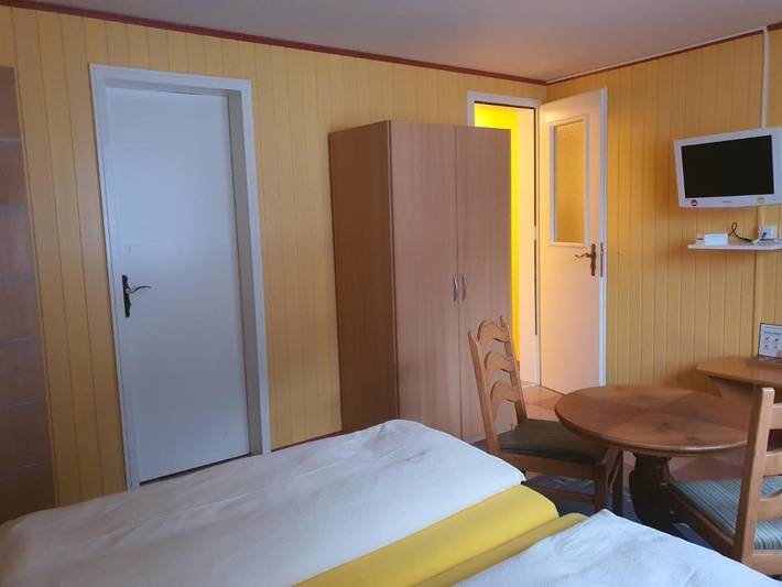 Hotel für 2 Personen, mit Terrasse und Garten sowie Ausblick in Randa - 3