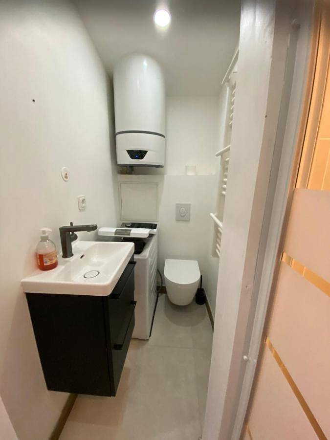 Location de vacances pour 2 personnes, avec vue et terrasse à Saint-André-de-Lidon - 4