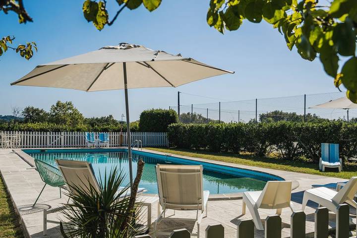 Château pour 16 personnes, avec terrasse et jardin, animaux acceptés en Nouvelle-Aquitaine - 3