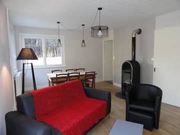 Gîte pour 6 personnes, avec balcon dans Laval-le-Prieuré