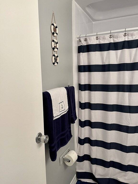 Ganze Wohnung, 🌴 Spacious Condo W Heated Pool & Nearby Beaches And Airports🌴 in Largo, Pinellas County