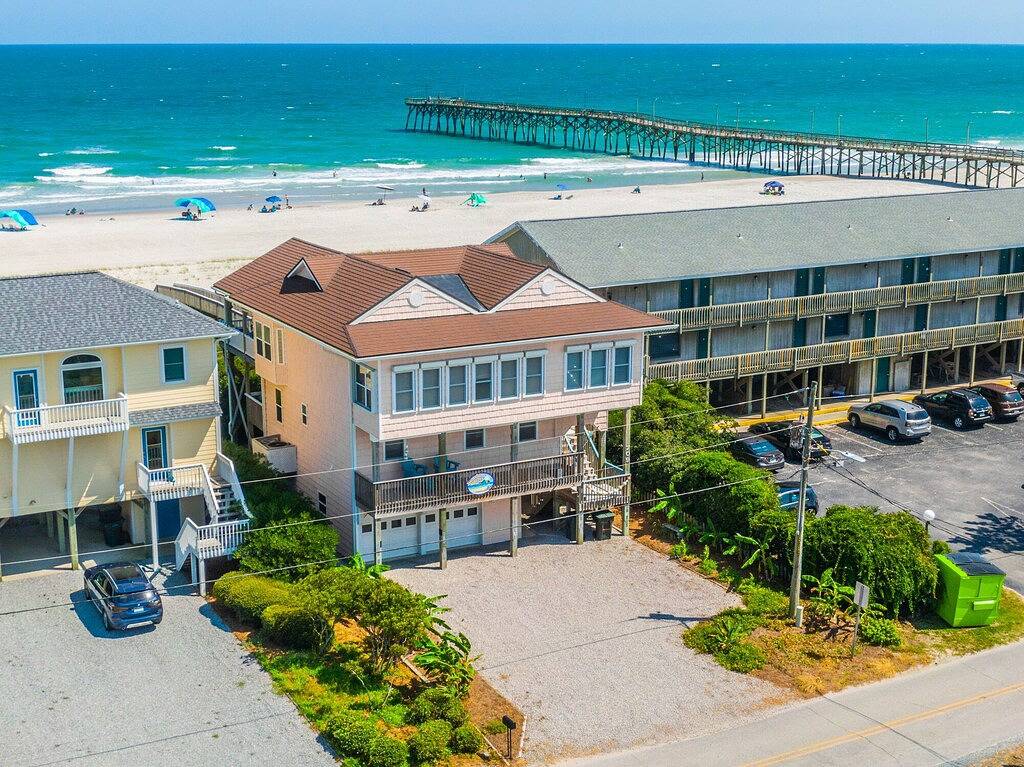 Sunshiny Daze | Oceanfront in Topsail Beach! in Topsail Beach, Topsail Island